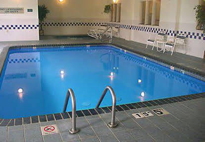 Baymont By Wyndham Salina Hotel Buitenkant foto